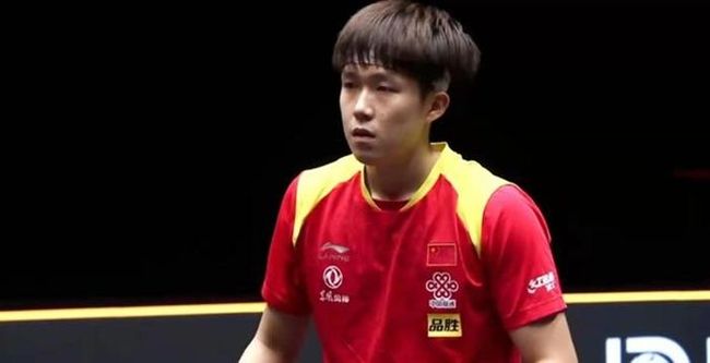 彩的足球对 彩的足球对