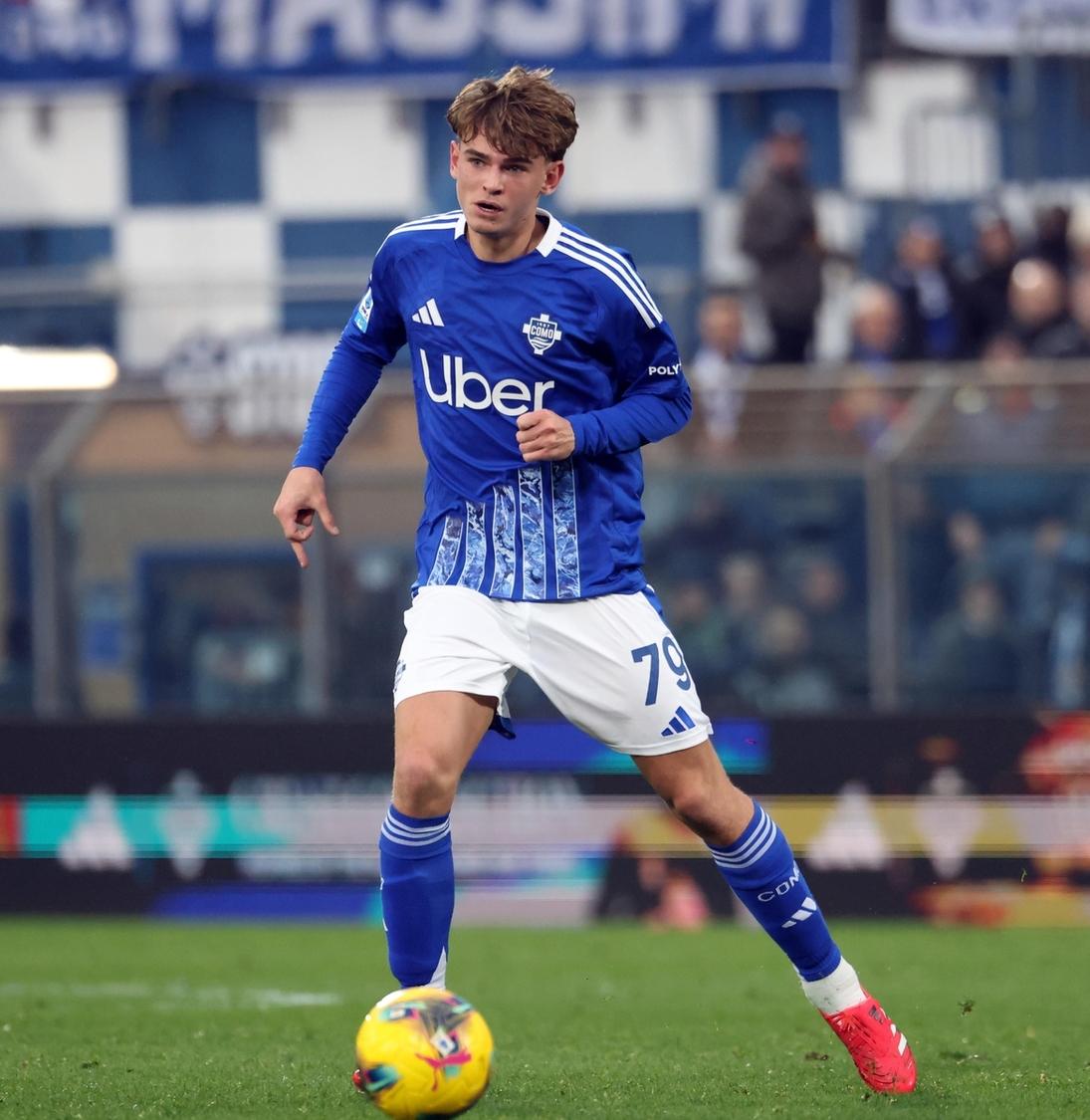 却力压群雄 却力压群雄